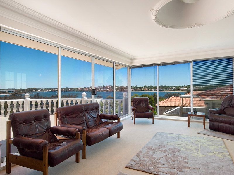 29 Edgewater Road, Salter Point WA 6152