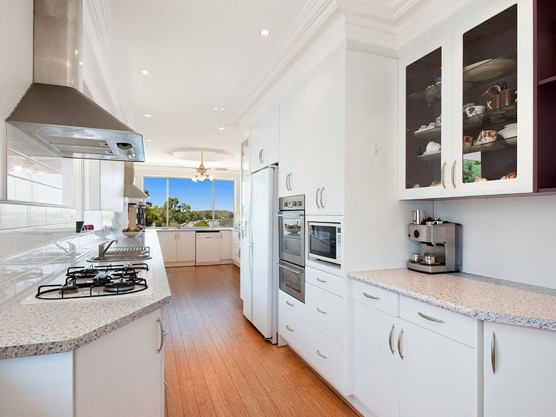 29 Edgewater Road, Salter Point WA 6152