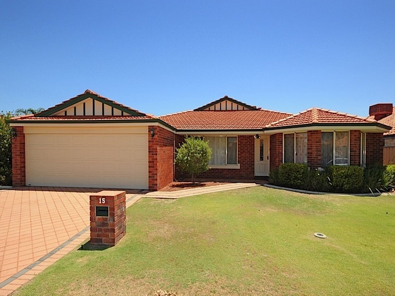 15 Vere Parkway, Canning Vale WA 6155