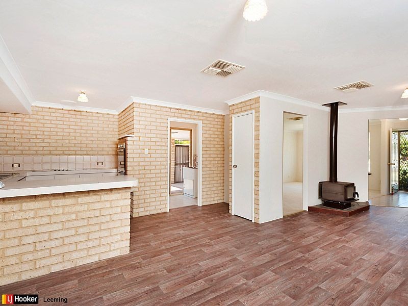 1 Othela Parkway, Leeming WA 6149