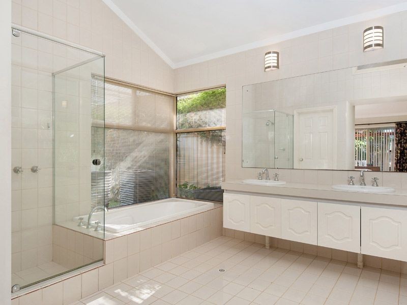 1 May Court, Leeming WA 6149