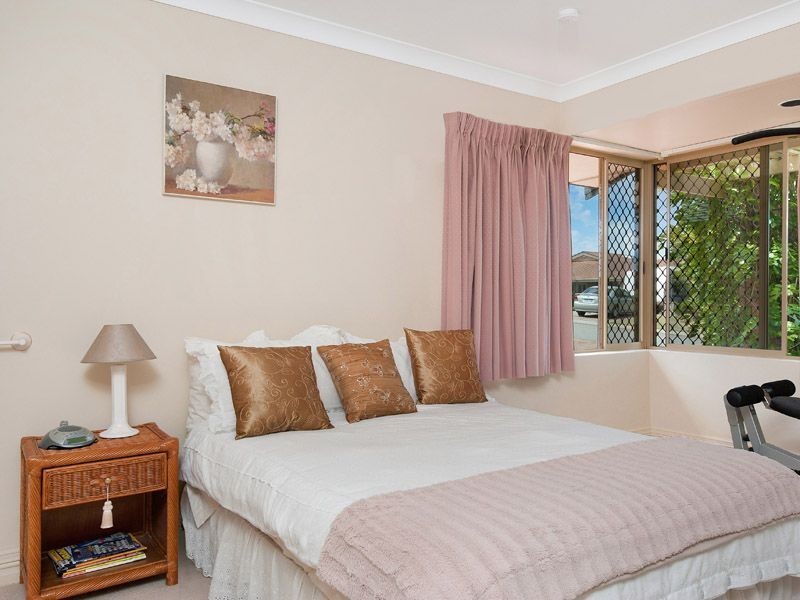 7 Demasson Rise, Leeming WA 6149