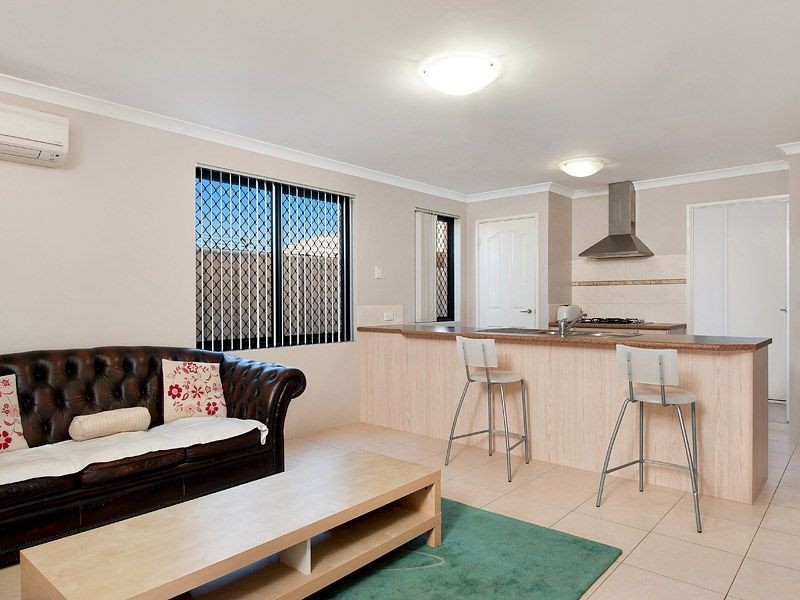 38 Abingdon Crescent, Wellard WA 6170