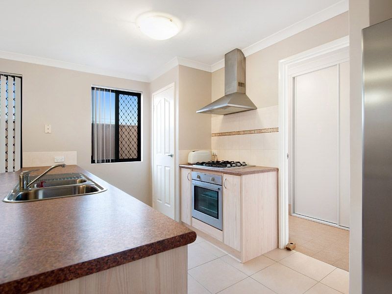 38 Abingdon Crescent, Wellard WA 6170