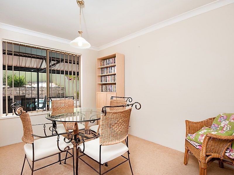 14 Hollingsworth Way, Leeming WA 6149