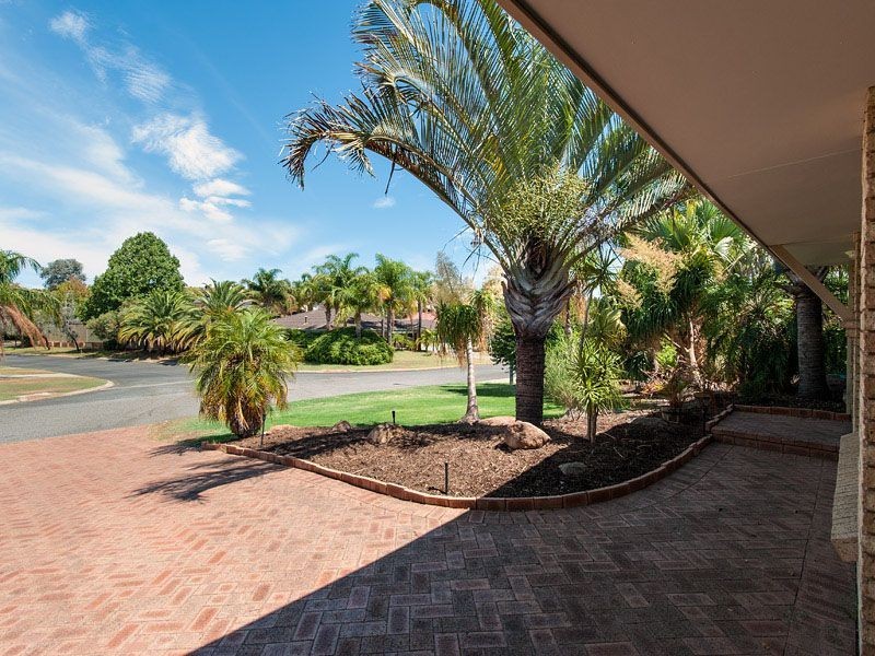 14 Hollingsworth Way, Leeming WA 6149