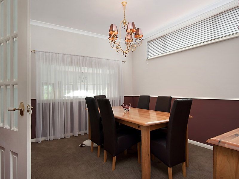 14 Harwood Rise, Leeming WA 6149