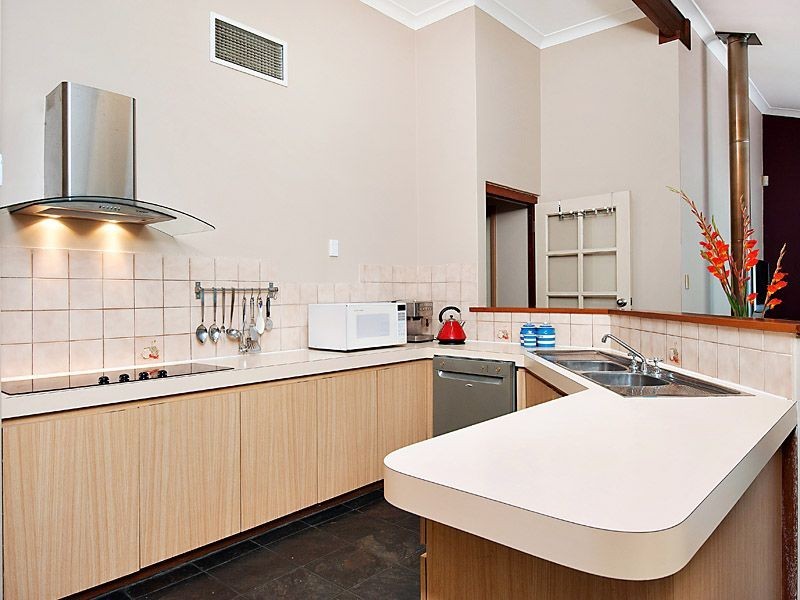 71 Burnett Avenue, Leeming WA 6149