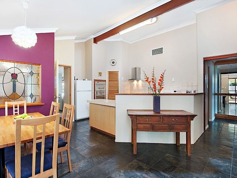 71 Burnett Avenue, Leeming WA 6149