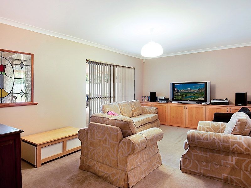 71 Burnett Avenue, Leeming WA 6149