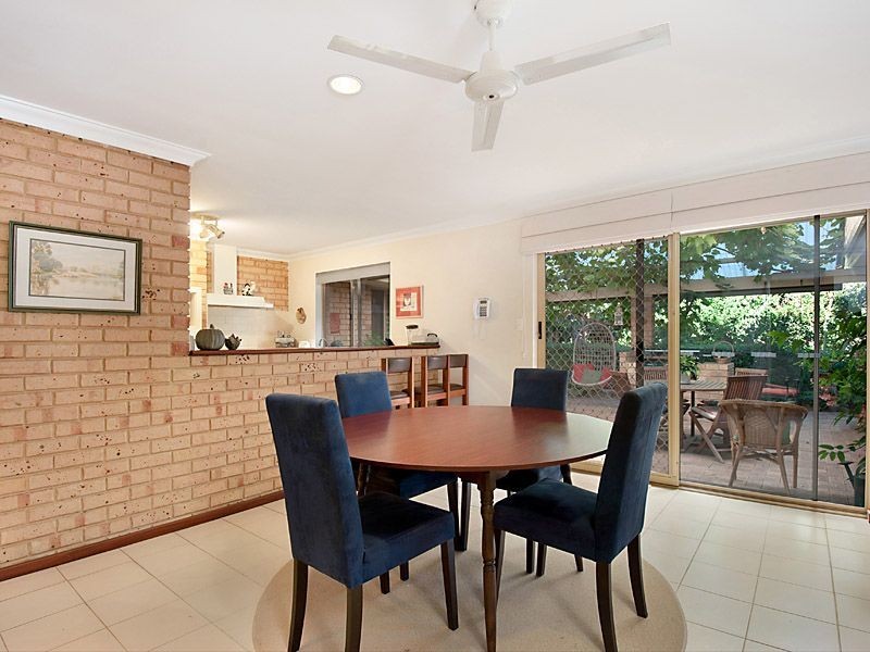 8 Nigel Court, Leeming WA 6149
