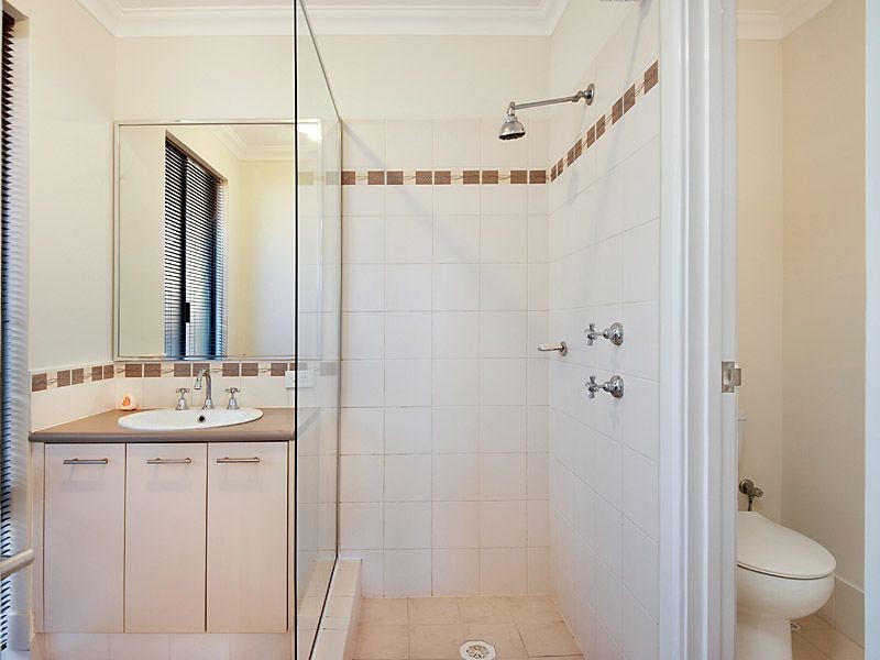 5 Weymouth Road, Aubin Grove WA 6164