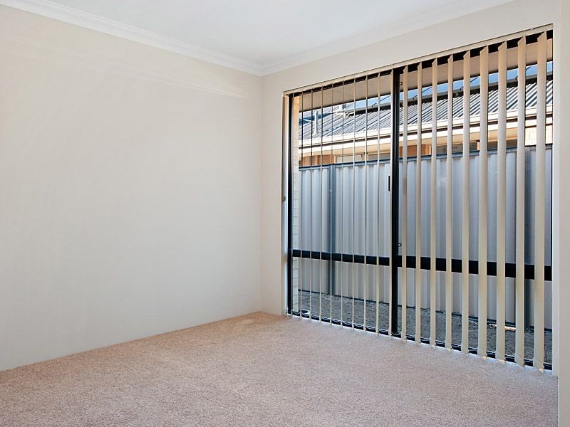 5 Weymouth Road, Aubin Grove WA 6164