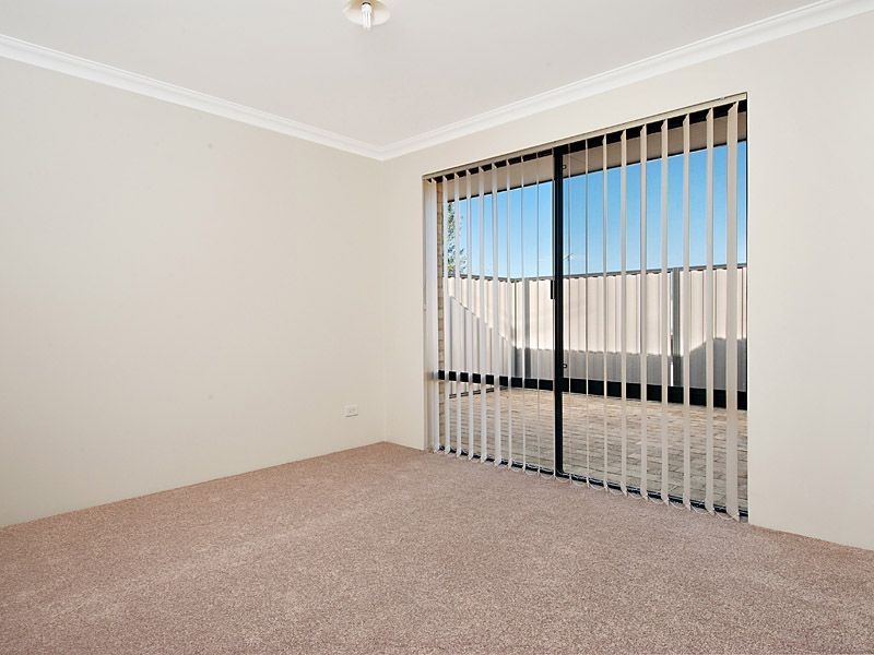 5 Weymouth Road, Aubin Grove WA 6164