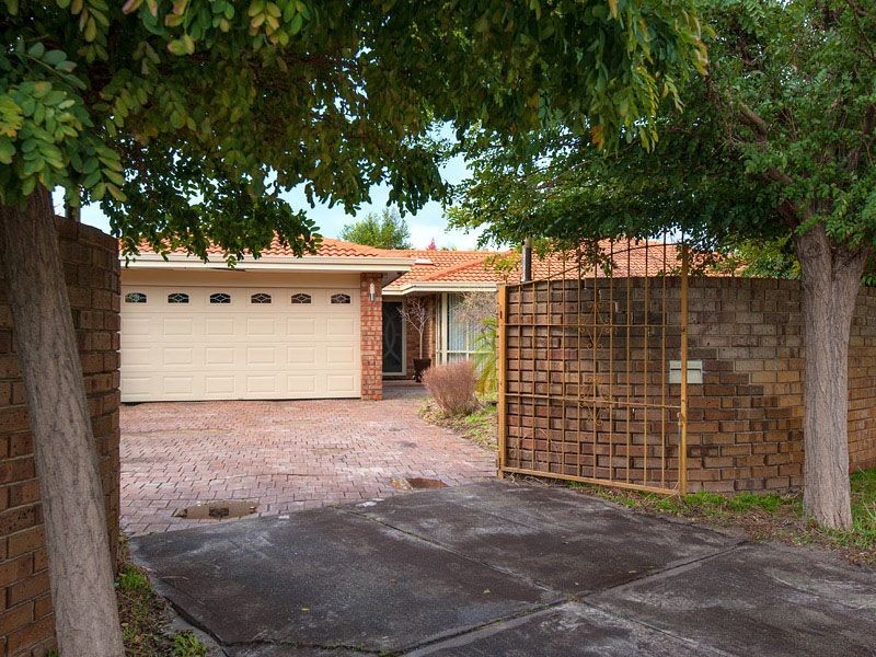 13 Ashby Court, Leeming WA 6149