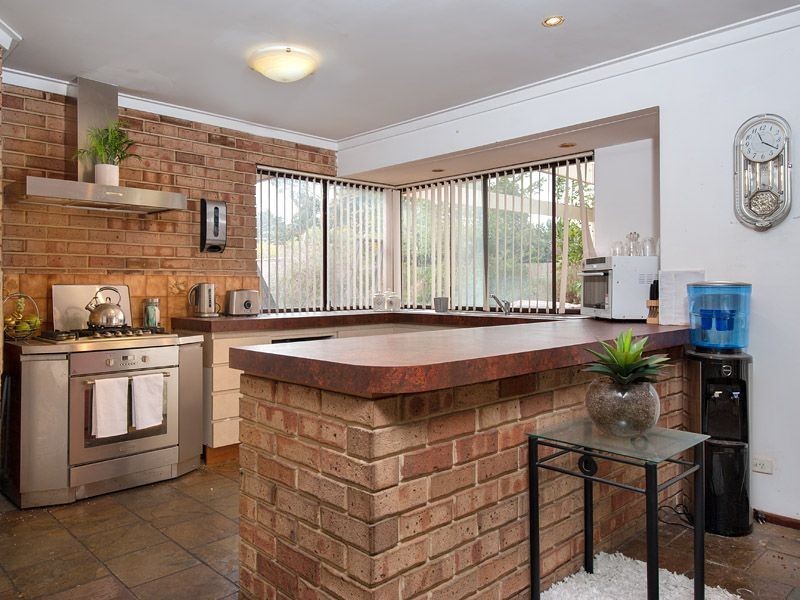 13 Ashby Court, Leeming WA 6149