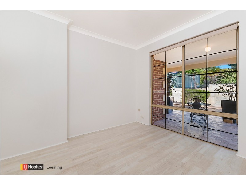 7 Allard Place, Leeming WA 6149