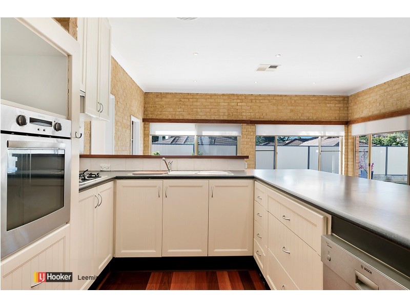 7 Allard Place, Leeming WA 6149