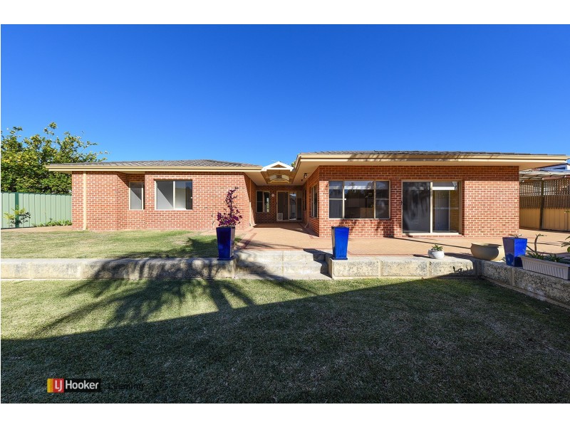 7 Allard Place, Leeming WA 6149