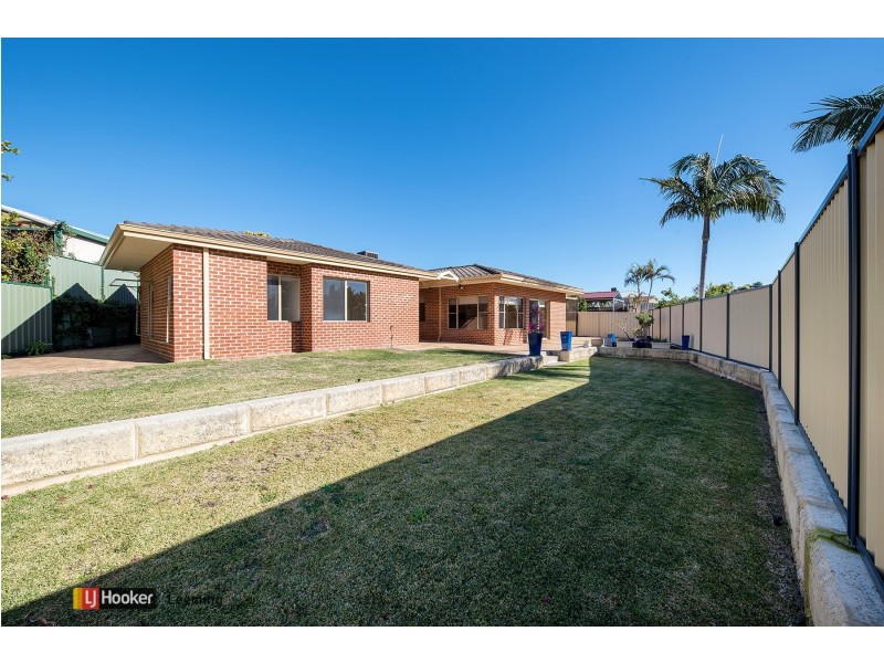 7 Allard Place, Leeming WA 6149