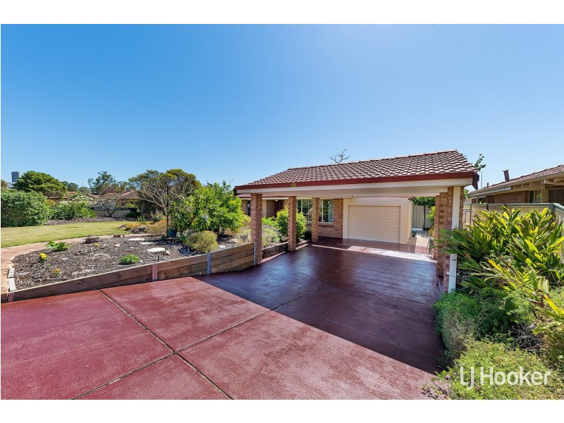 27 Beckley Circle, Leeming WA 6149