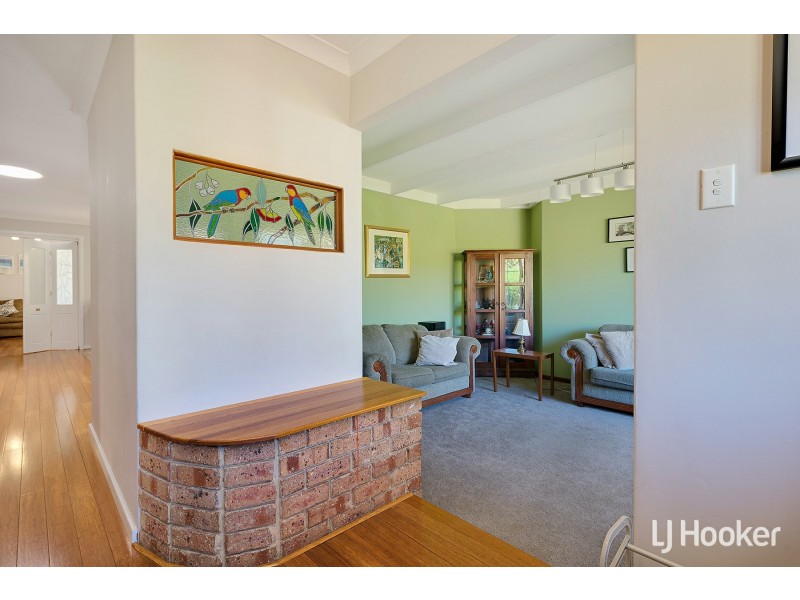 27 Beckley Circle, Leeming WA 6149