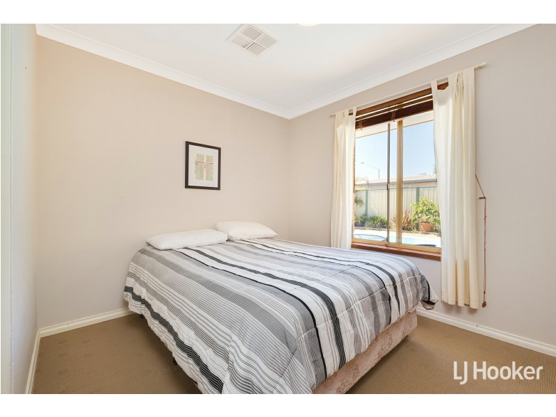 27 Beckley Circle, Leeming WA 6149