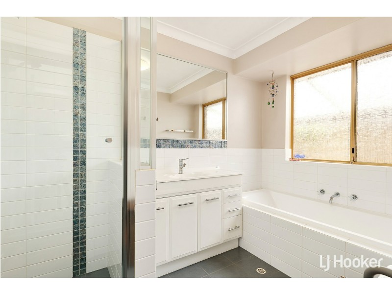 27 Beckley Circle, Leeming WA 6149