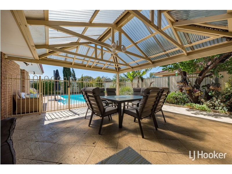 27 Beckley Circle, Leeming WA 6149