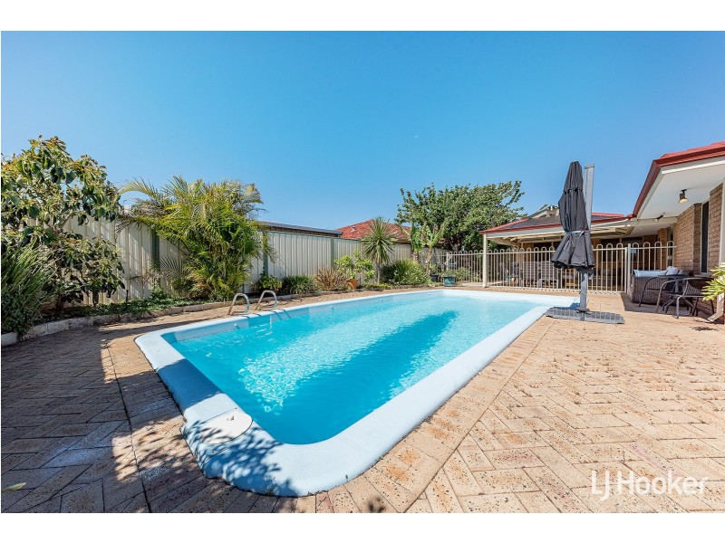 27 Beckley Circle, Leeming WA 6149