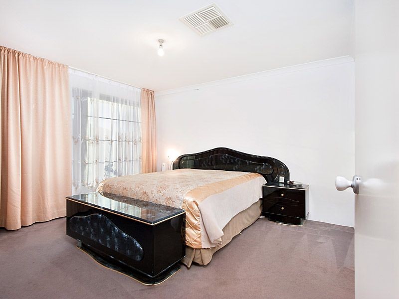 14 MacDougal Way, Harrisdale WA 6112