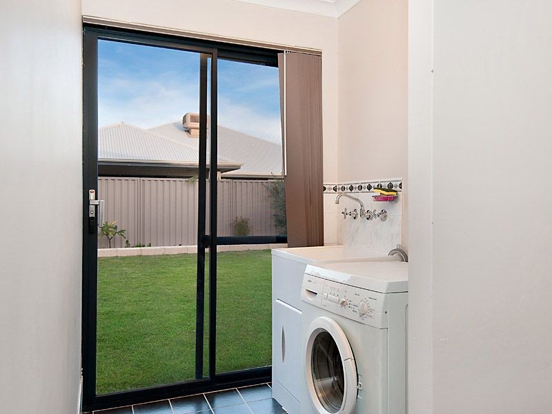 14 MacDougal Way, Harrisdale WA 6112