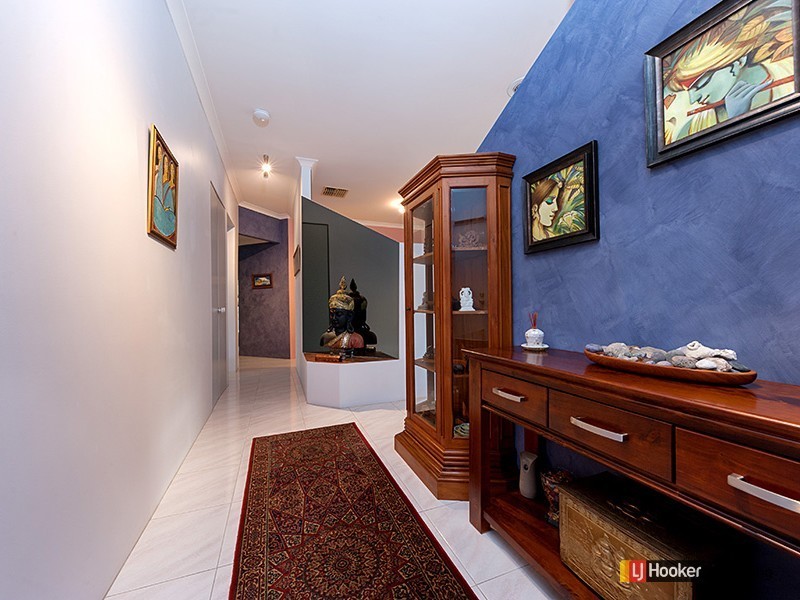 53 Bainton Road, Leeming WA 6149