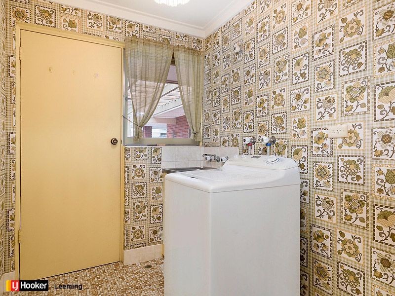 21 Endeavour Avenue, Bull Creek WA 6149