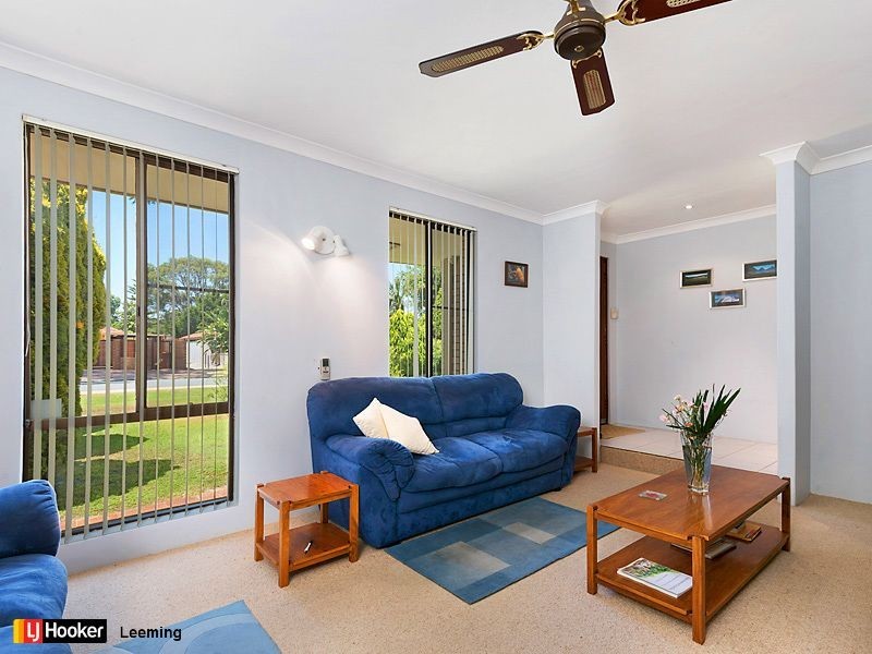 13 Farmhouse Drive, Bibra Lake WA 6163