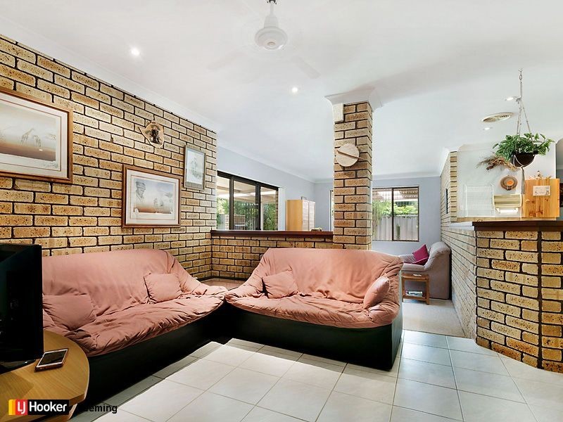 13 Farmhouse Drive, Bibra Lake WA 6163