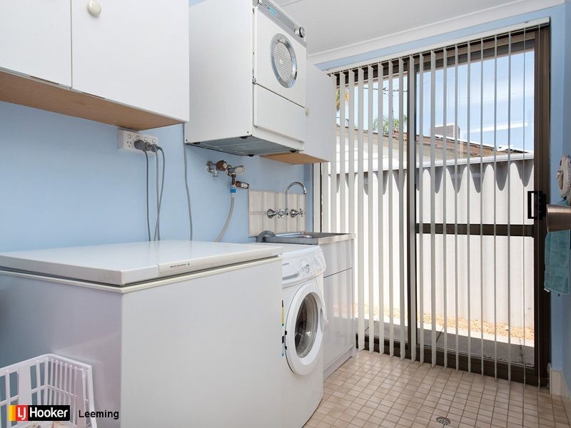 13 Farmhouse Drive, Bibra Lake WA 6163