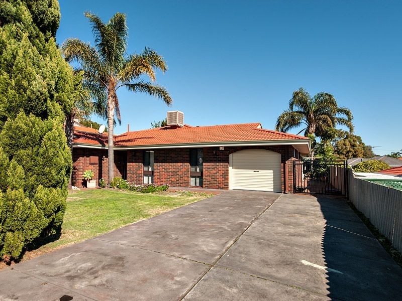 22 Galian Way, Spearwood WA 6163