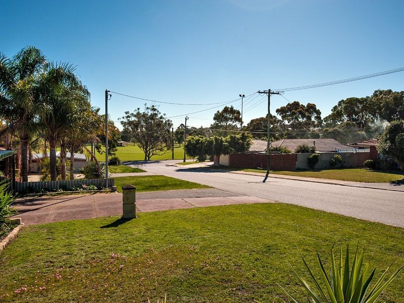 22 Galian Way, Spearwood WA 6163