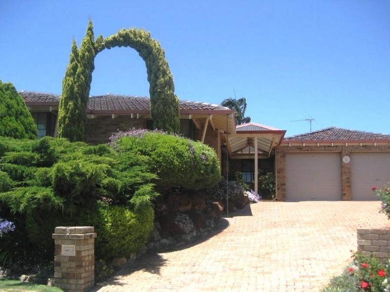 5 Gallin Court, Leeming WA 6149