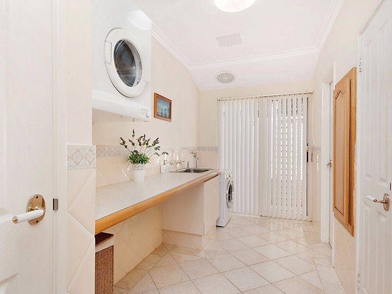 9 Wildwood Heights, Leeming WA 6149