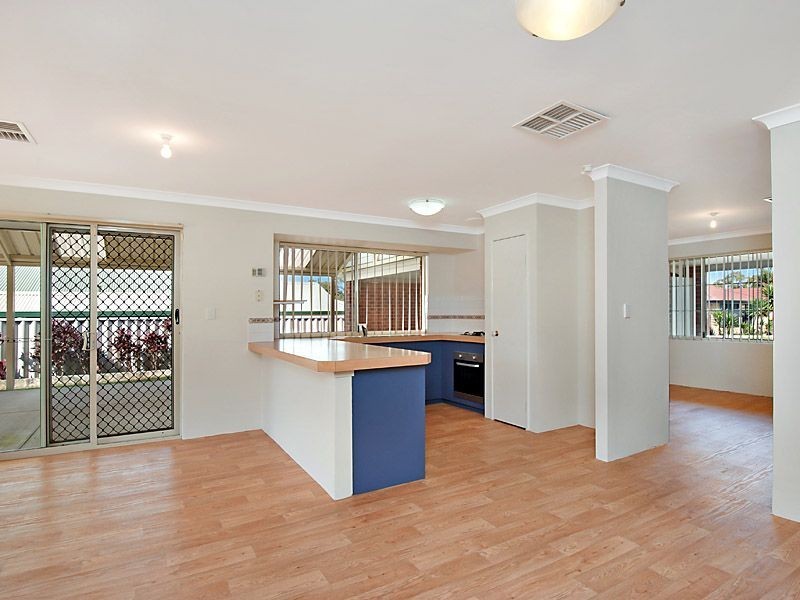 11 Hibbertia Close, Beeliar WA 6164