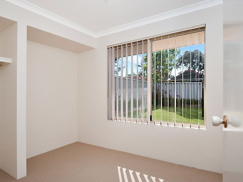 11 Hibbertia Close, Beeliar WA 6164