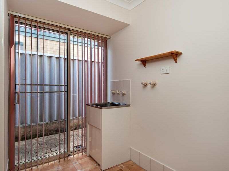 11 Hibbertia Close, Beeliar WA 6164