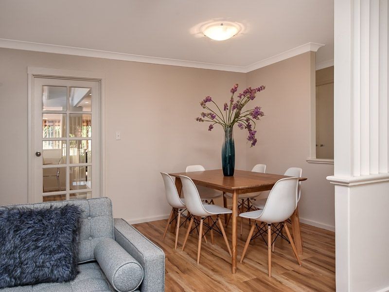 8 Devenish Way, Leeming WA 6149