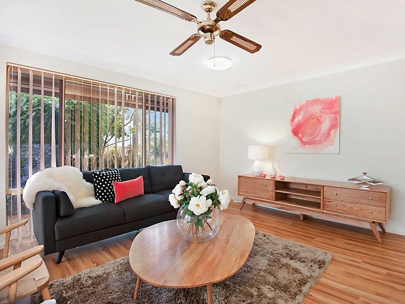 8 Devenish Way, Leeming WA 6149