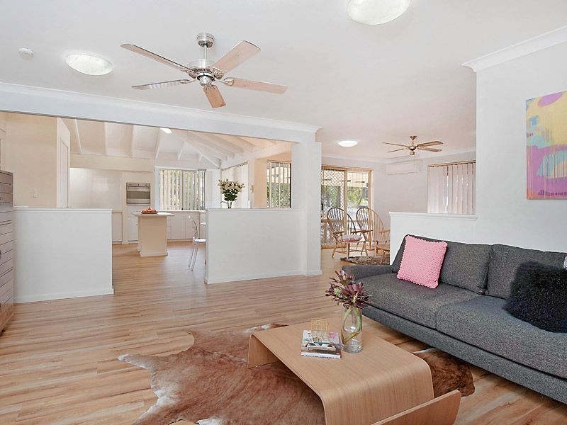 8 Devenish Way, Leeming WA 6149