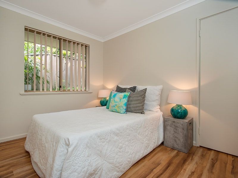 8 Devenish Way, Leeming WA 6149