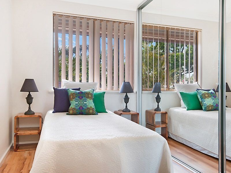 8 Devenish Way, Leeming WA 6149