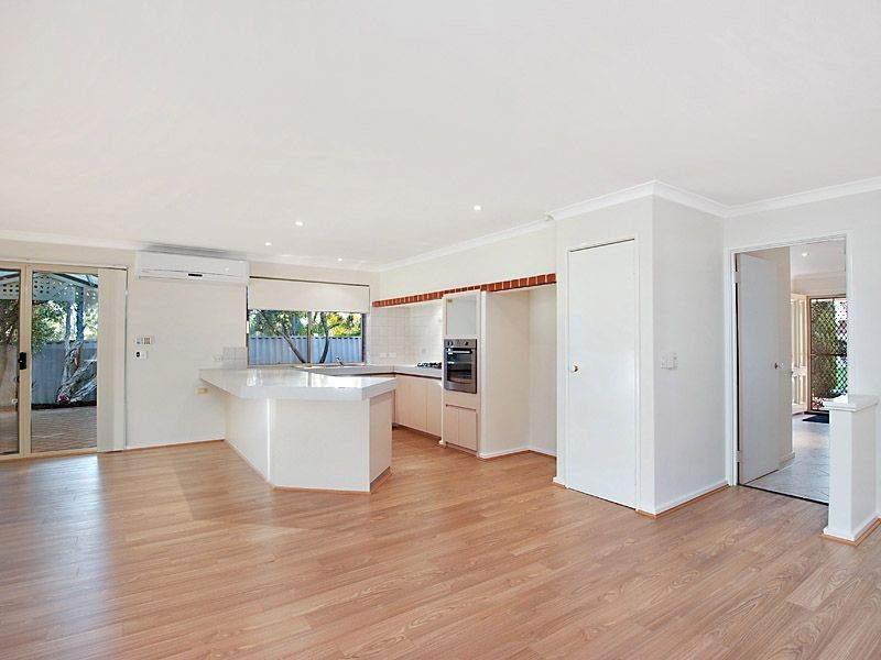 4 Cluelow Rise, Leeming WA 6149